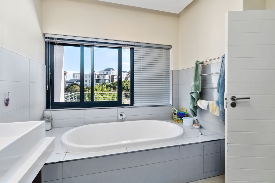 5 Bedroom Property for Sale in Century City Western Cape